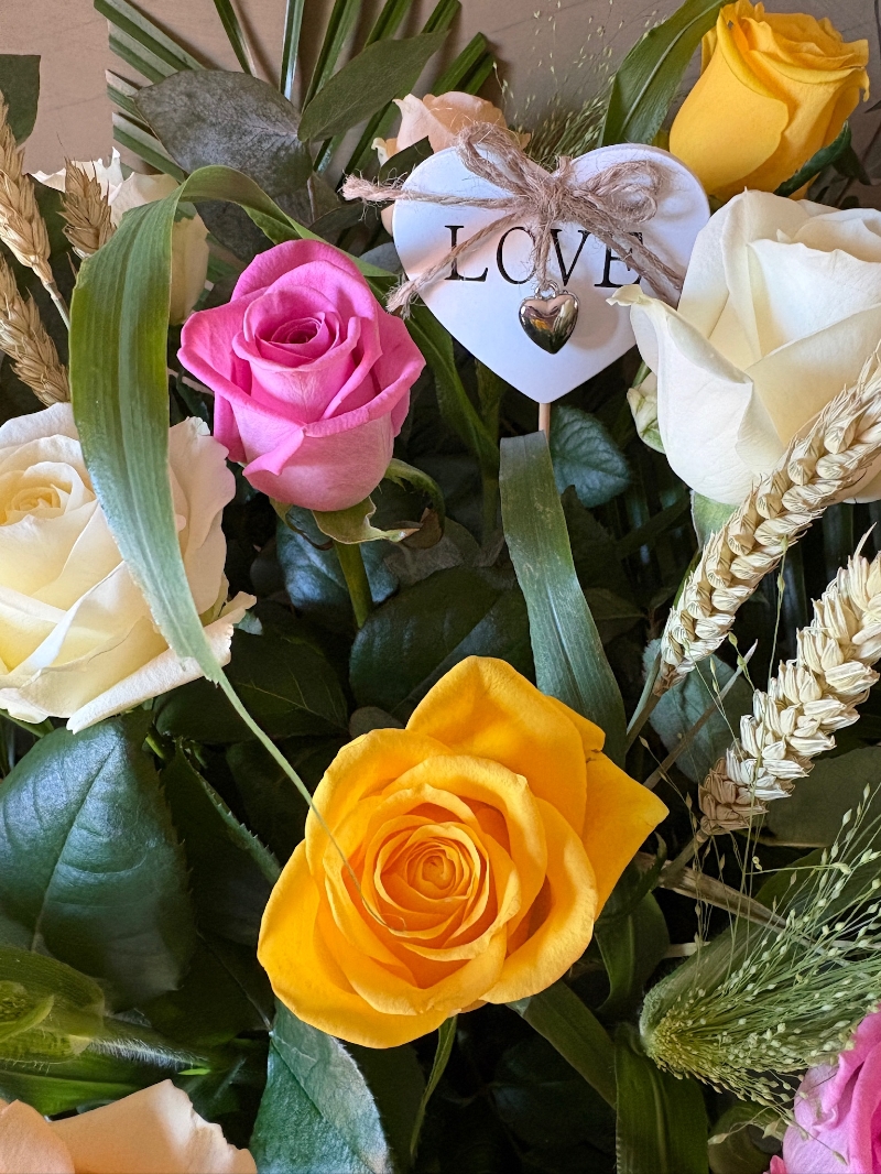 Mixed Rose Bouquet